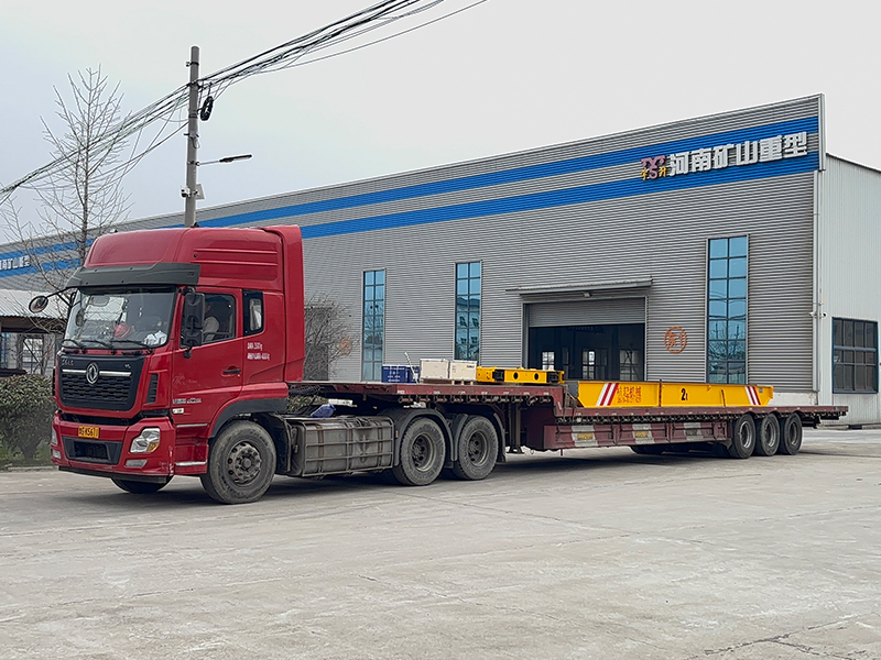 電動(dòng)單梁起重機(jī) HD5t-8.4m   制作完成 裝車發(fā)出